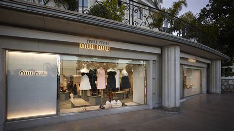 Miu Miu opens a new store in Monte.